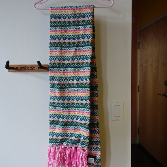 J.Crew AF063 Pink Green Fair Isle Wool-blend Nordic geometric scarf - Picture 9 of 16